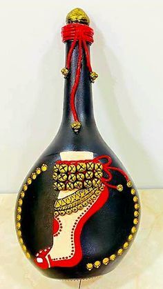 Chilanka on bottle using clay and acrylic painting Acrylic Painting Ideas, Ideas Craft, Craft Art, Bottle Art, Art Market, Painting Ideas, Wine Glass, Glass Art, Wine Bottle