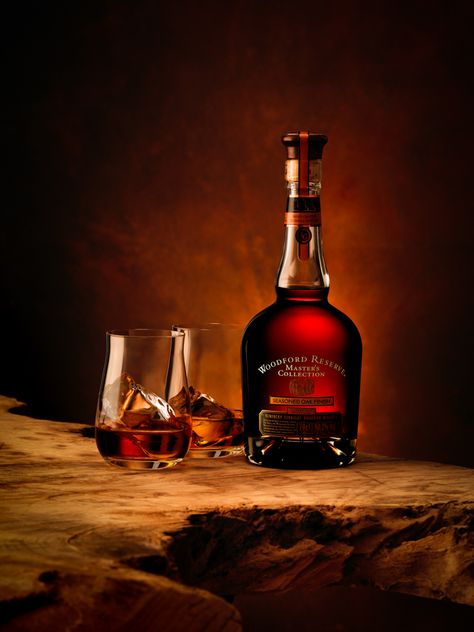 woodford reserve with bourbon glasses Whisky Glass Photography, Whiskey Photography, Bourbon Liquor, Bottle Photography, Bourbon Glasses, Alcohol Dispenser, Woodford Reserve, Glass Photography, Splash Photography