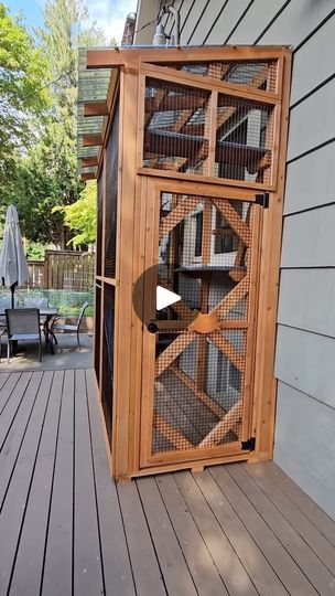 Catio Plans Diy, Catio Plans, Cat Patio, Cat Run, Lean To, Pet Enclosure, Earth Wind, Cat Enclosure, Scratching Post