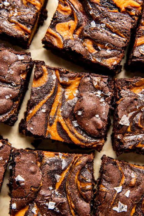 These pumpkin brownies are THE fall dessert I look forward to making the most! They’re rich, fudgy, and full of chocolatey flavor. In fact, they’re so delicious that my family doesn’t even notice that I’ve snuck in some better-for-you ingredients. Pumpkin Patch Brownies, Pumpkin Brownie Recipes, Pumpkin Brownies Healthy, Simple Thanksgiving Desserts, Real Food Dieticians, Harvest Desserts, Brownies With Pumpkin, Fall Brownies, Chocolate Fall Desserts