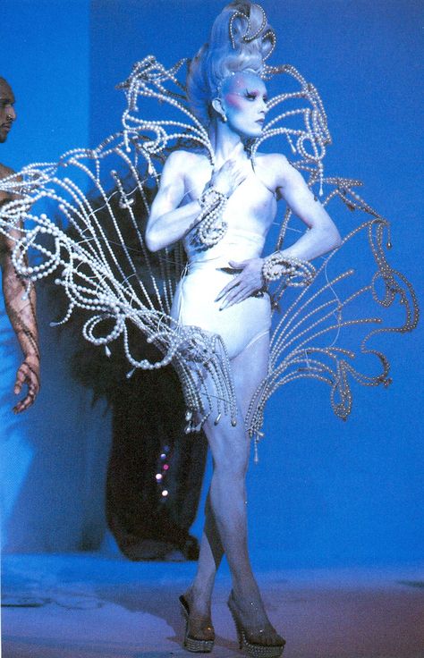 Thierry Mugler, Work On, A Man, Fall Winter, Walking, Wall, Dresses, Blue