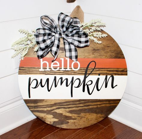 Fall Front Door Decor, Hello Fall Sign, Door Hanger Fall, Fall Door Hanger, Door Hangers Diy, Door Signs Diy, Pumpkin Door Hanger, Halloween Door Hangers, Front Door Sign