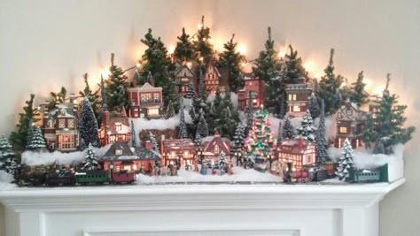 Christmas house mantle display Christmas Village Window Display, Window Display Ideas, Christmas Tree Village, Christmas Village Sets, Lemax Christmas Village, Lemax Christmas, Diy Christmas Village, Christmas Village Houses, Christmas Village Display