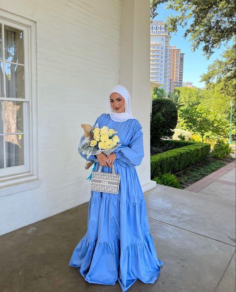 #hijab #hijabi #muslim #muslimah #hijabiinspo #muslimahfashion #petite #petitefashion #islam #modestfashion #modestclothing #modestoutfit #fashion #hijabfashion #hijabstyle #summer #hijabisummeroutfit Modest Fashion Outfits Classy, Christian Modest Fashion, Modest Summer Outfits Muslim, Modest Fashion Summer, Summer Outfits Muslim, Hijab Dress Outfit, Hijabi Summer, Hijabi Summer Outfits, Hijab Outfit Summer