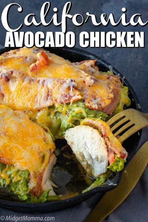 California Chicken. Chicken seasoned with Salt and pepper, cooked in a skillet then topped with fresh tomatoes, homemade guacamole, bacon and cheese. Macro Dinner, Avocado Chicken Recipes, Bread Diet, Lettuce Wrapped Burger, Chicken With Avocado, Guacamole Chicken, California Chicken, Avocado Chicken, Meat Diet