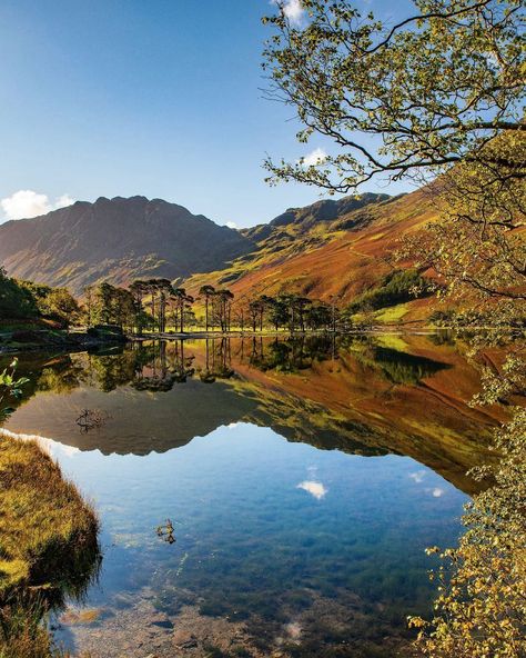 Buttermere in the Lake District, Cumbria. Cumbria Lake District, Derwent Water, Lake District England, Lake District National Park, Country Retreat, Scottish Landscape, The Lake District, Golden Light, Peak District