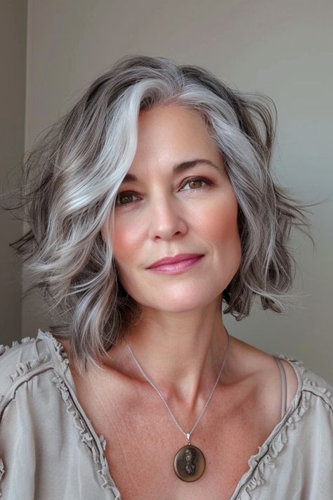 Are you looking for some hairstyle inspiration? Click to see 80+ cute gray bob hairstyles for a more youtful appearance, for more style and elegance! Gray Bob, Hair Bobs, Grey Bob Hairstyles, Grey Hairstyles, Grey Bob, Medium Haircuts, Grey Hair Inspiration, Beautiful Gray Hair, Wavy Bob