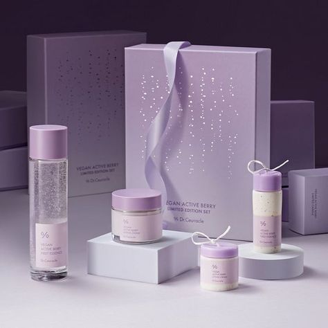 The quality is very good really surpassed mine. As expected the packaging is very careful thank you very much I wish you a prosperous business! Skin Care Packaging Design, Luxury Skincare Packaging, Skincare Organiser, Skincare Packaging Design, Skincare Package, Dr Ceuracle, Korean Sunscreen, Korean Beauty Brands, Miniature Candles