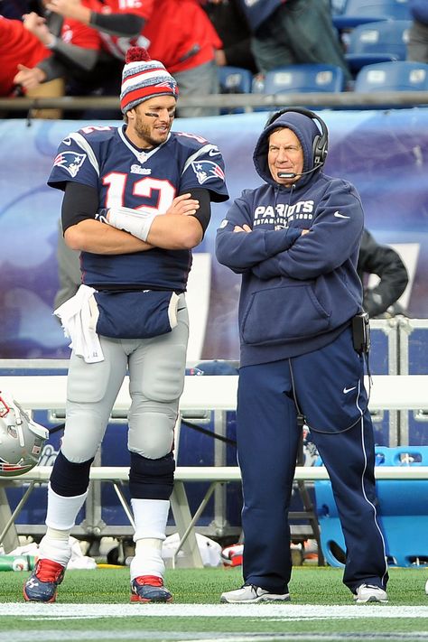 Tom Brady & Bill Belichick                                                                                                                                                                                 More Tom Brady Patriots, Tennis Funny, England Sports, New England Patriots Football, Bill Belichick, Nfl Memes, Patriots Fans, Boston Strong, Patriots Football