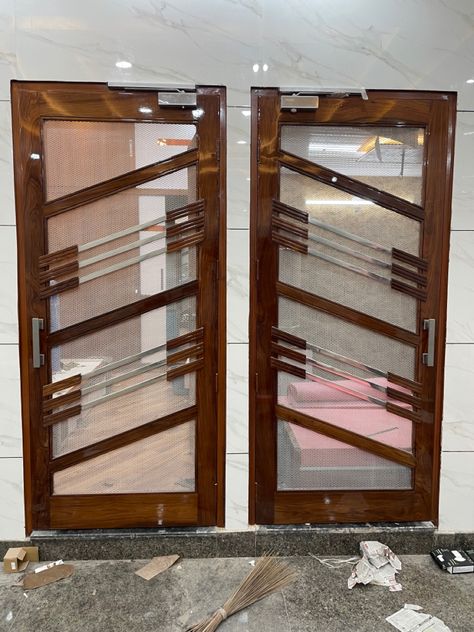 Jali Wala Double Door Wooden, Jali Gate Design Wooden, Double Door Design Wood Jali, Jali Wala Door Wooden, Wooden Jali Door Design Modern, Net Door Design Wooden, Jali Door Design Modern, Jali Gate, Interior Design Under Stairs