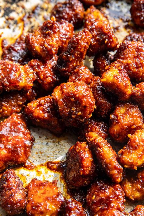 Baked Korean Popcorn Chicken, Korean Popcorn Chicken, Quick Dinner Ideas Chicken, Pan Recipes Dinner, Migraine Recipes, Korean Chicken Recipe, Welcome To Usa, Half Baked Harvest Recipes, Fakeaway Recipes