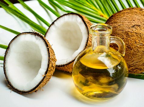 Photo courtesy of The Moxie Cafe Health Coconut Oil, Coconut Oil For Acne, Coconut Health Benefits, Coconut Oil Uses, Benefits Of Coconut Oil, Coconut Oil For Skin, Oil Pulling, Coconut Oil Hair, Virgin Coconut Oil