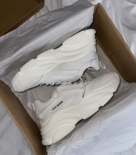 Steve Madden Sneakers 👟 on sale for 34% off! Link in bio! Comment SHOP below to receive a DM with the link to shop this post on my LTK ⬇ https://liketk.it/4SafS #ltkfallsale #ltkxprimeday #ltkactive White Platform Sneakers, Steve Madden Sneakers, Shoe Game, White Sneakers, Sneakers For Sale, Steve Madden, Link In Bio, On Sale, Sneakers