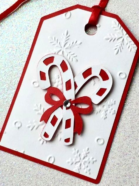 Christmas Tags Handmade, Diy Christmas Snowflakes, Handcrafted Christmas Cards, Xmas Gift Tags, Christmas Snowflakes Decorations, Christmas Gift Tags Diy, Christmas Gift Tags Handmade, Xmas Tags, Gift Tags Diy