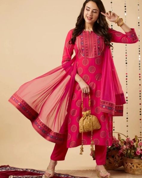 Comment "KURTA" for links . . . . . Meesho kurtas, Meesho kurta, Meesho haul . . . Kurtas, kurta sets, Meesho affordable ethnic wear for women", "Meesho festive kurta collection for women", "Meesho plus-size traditional wear for women", "Meesho designer kurta sets for women", "Meesho affordable prices", "Meesho wide range of options", "Meesho trusted quality" . . . #meesho #meeshoapp #kurtaset #collegewear #instagramreels #trendingreels #viralreels #myntra Formal Trousers Women, Trousers Women Casual, Trousers Women Outfit, Yoke Design, Women Kurta, Kurta Set For Women, Gotta Patti, Ethnic Chic, Global Dress