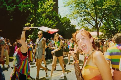 #gay #pride #dispo #film #friends #wlw Pride Asthetic Picture, Nyc Pride Aesthetic, Gay Pride Aesthetic, Sara Core, Vintage Casual Outfits, Pride Campaign, Film Friends, Nyc Pride Parade, Pride Aesthetic