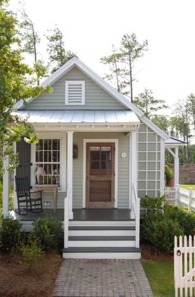 31 Cottage Style House Exterior Design Ideas | Sebring Design Build Tiny House Plans Small Cottages, Small Cottage Designs, Cottage House Exterior, Homes Small, Small House Living, Small Cottage House Plans, Small Cottage Homes, Best Tiny House, A Small House