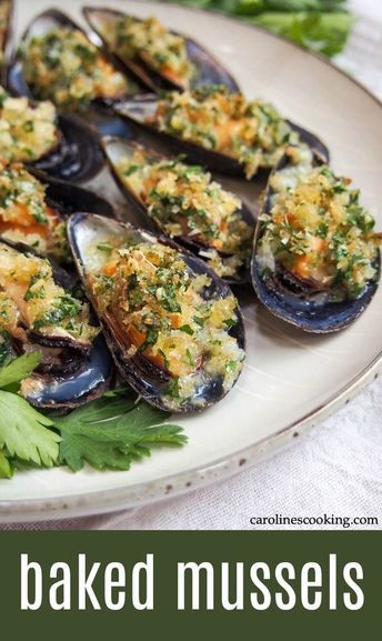 These baked mussels are easy to prepare and make a great appetizer for any occasion. Tender mussels with a tasty garlicy crumb topping - they're elegant finger food (that's budget-friendly too). Perfect for Feast of the Seven Fishes as well. #mussels #italianfood Recipes With Mussels, Mussel Appetizers, Baked Green Mussels Recipe, Feast Of The Seven Fishes Appetizers, Muscles Recipe, Baked Mussels Recipe, Steamed Mussels Recipe, Mussel Pot, Best Mussels Recipe