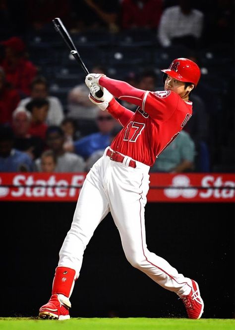 Ohtani Shohei, Action Pose Reference, Male Pose Reference, 남자 몸, People Poses, Anatomy Poses, Human Reference, Shohei Ohtani, Body Reference Poses