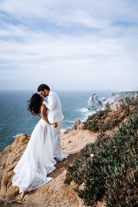 Couple In Portugal, Elope In Portugal, Engagement Photos Portugal, Wedding In Portugal, Mallorca Elopement, Madeira Wedding, Portugal Elopement, Cliff Elopement, Spain Elopement