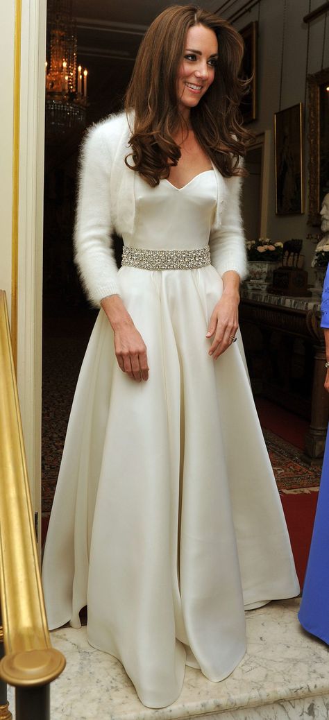 Vestidos Kate Middleton, Moda Kate Middleton, Kate Middleton Wedding Dress, Style Kate Middleton, S Wedding Dress, Düşes Kate, Royal Wedding Gowns, Middleton Wedding, Looks Kate Middleton