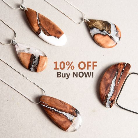 Wood And Resin Jewelry, Wood Jewelry Diy, Resin And Wood Diy, Wooden Jewelery, Wood Art Diy, Wood Jewelery, Epoxy Resin Diy, Wood Resin Jewelry, Earthy Jewelry