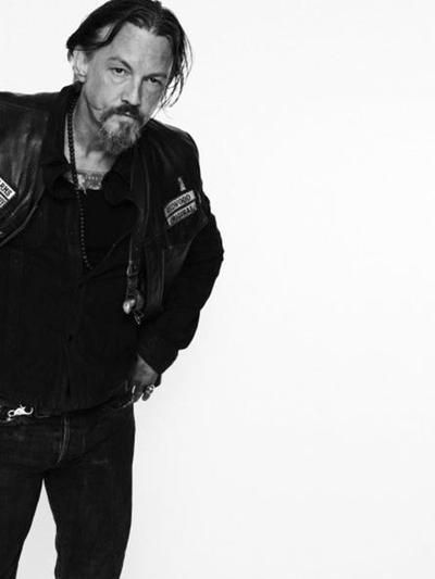 Chibs 💛💙💜💚❤️💗 Sons Of Anarchy Motorcycles, Sons Of Anarchy Samcro, Tommy Flanagan, Men In Black, Charlie Hunnam, Sons Of Anarchy, Best Shows Ever, Best Tv, Walking Dead