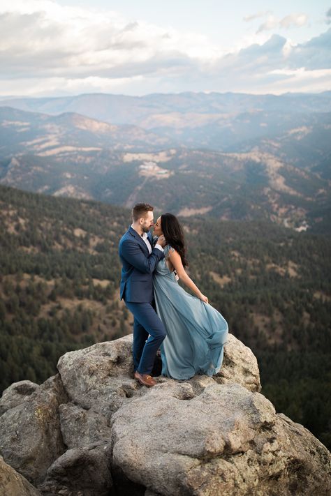 Boulder Engagement Photos, Mountain Engagement Shoot, Mountain Photoshoot, Lace Photography, Engagement Picture Outfits, Mountain Engagement Photos, Mountain Engagement Session, Engagement Inspo, Mountain Engagement