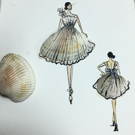 fashion Illustration made of shells by #sarajaps Sea Inspired Fashion Sketches, Seashell Dress Design, Sea Shell Inspired Dress, Ocean Theme Dress Illustration, Nature Fashion Illustration, Sea Shell Inspired Fashion, Sea Inspired Fashion Illustration, Shell Fashion Design, Seashell Inspired Fashion