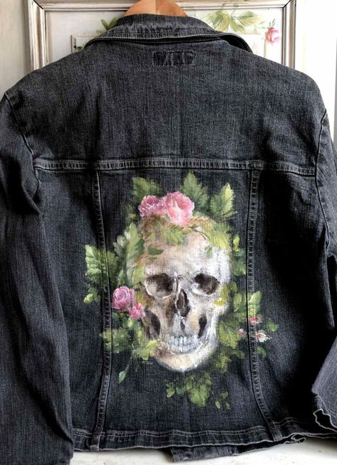 Paint On Clothes, Painted Skull, Painted Clothes Diy, Diy Denim Jacket, Hand Painted Denim Jacket, Denim Art, Textil Design, Nail It, Painted Denim Jacket