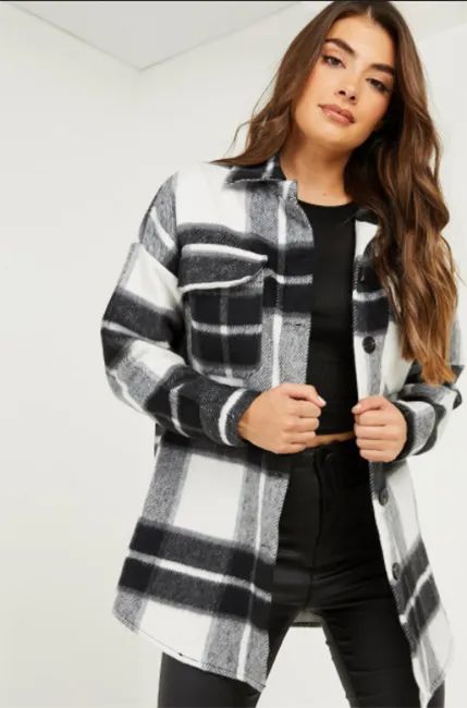 18 best shackets for spring 2021: From Marks & Spencer to ASOS & Zara | HELLO! Picnic Attire, 6th Form Outfits, Sixth Form Outfits, Fall Outerwear, Women Overcoat, Winter Outerwear, Tweed Coat, Casual Vest, Student Fashion