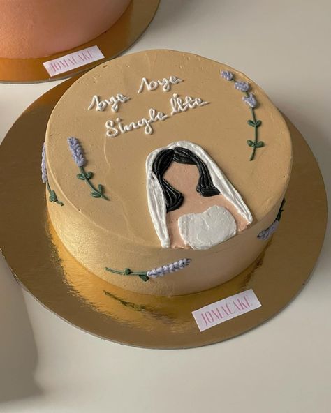 The cutest birthday cakes ever / MÉLÒDÝ JACÒB Last Single Birthday Cake, Bride To Be Bridal Shower Ideas, Bride To Be Celebration Ideas, Best Friend Cake Design, Cakes For Bridal Showers, Bye Bye Single Life Cake, Bridal Cakes Ideas Simple, Bachelor Cake Ideas, Bride To Be Bento Cake