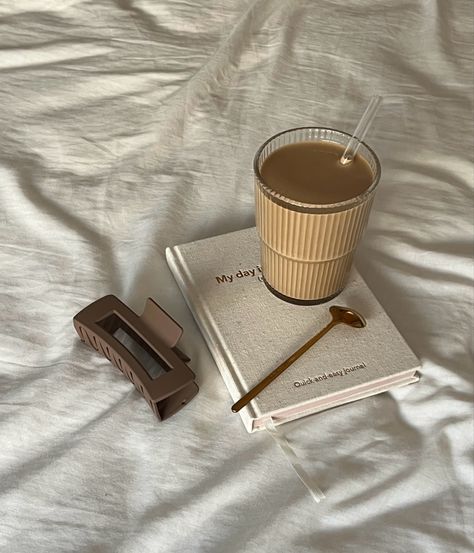 #coffee #coffeetime #coffeelover #coffeaddict #coffeeholic #aesthetic #aesthetics #ａｅｓｔｈｅｔｉｃ #aesthetically #aestheticposts #aestheticphotography #aestheticstyle #cream #creamy #beige #beigevibes #beigetones #beigestyle #beigeaesthetic #neutrals #neutralstones #neutralshades #neutralstyle #minimalistyle #minimalist #minimalism #details #essentials Addi Core, Morning Lemon Water, Tom's Diner, Minimalistic Aesthetic, Ice Roller, Mushroom Coffee, Cosy Room, Minimalist Beauty, Cream Aesthetic