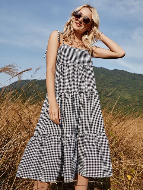 Cami Midi Dress, Best Summer Dresses, Trapeze Dress, Summer Dress Outfits, Polka Dress, Going Out Dresses, Two Piece Dress, Spaghetti Strap Dresses, Cami Dress