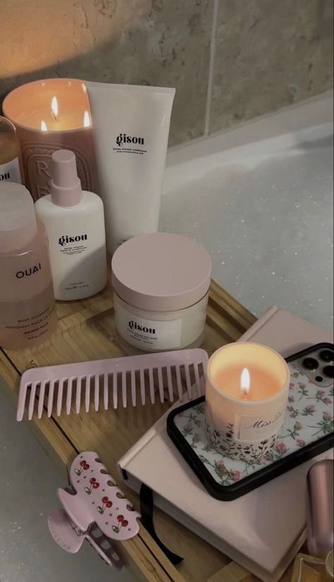 clean girl, bubble baths, hygiene, shower gel, bubbles, body wash, scents, baths, shower, clean, girly aesthetics, Haut Routine, Clean Life, Pink Lifestyle, Pretty Skin Care, Pretty Skin, Pink Girly Things, Healthy Lifestyle Inspiration, Shower Routine, Night Routine