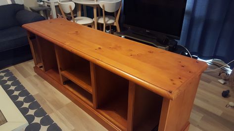 Easy To Paint, Up Cycle, Popular Now, Facebook Marketplace, Tv Unit, Market Place, Easy Paintings, Entryway Tables, Home Diy