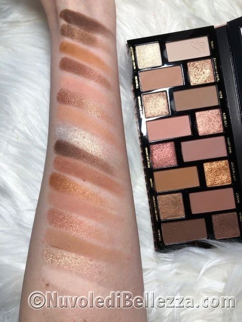 Too Faced Born This Way Palette, Too Faced Born This Way Palette Looks, Makeup Revolution Palette, Makeup Palette Collection, Eyeshadow Swatches, Too Faced Eyeshadow, Too Faced Natural Eyes, Makeup For Black Skin, Makeup And Beauty Blog