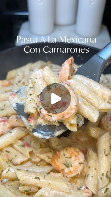 Maria Guzman on Instagram: "Pasta a la mexicana con camarones #pastaalamexicana #pastaconcamarones #pennepasta #easyrecipes #recetas #foryou #fyp #foryoupage" Pasta Penne, Pasta, On Instagram, Instagram