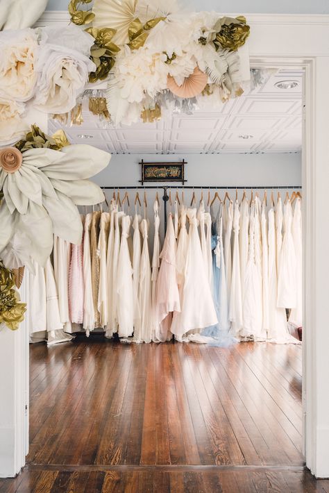 The Sentimentalist Bridal Boutique | Rustic White Photography | see more on: http://burnettsboards.com/2014/04/sentimentalist/ Bridal Shop Ideas, Bridal Room, Wedding Store, Boutique Interior, Bridal Stores, Bridal Salon, Wedding Boutique, Rustic White, Dress Store