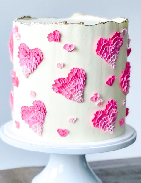 Ruffle Hearts Cake by Oh Cakes Winnie Heart Themed Cake, Heart Cake Decoration, Lunchbox Cake, Valentines Cakes, Cake Themes, Hearts Cake, 19th Birthday Cakes, Heart Birthday Cake, The Art Of Love