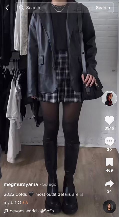 Winter Dinner Outfit Aesthetic, Local Outfits, Chaleco Outfit, Emo Concert Outfit, Plaid Skirt Outfit, Winter Skirt Outfit, Emo Outfits, Punk Outfits, Mood Board Fashion