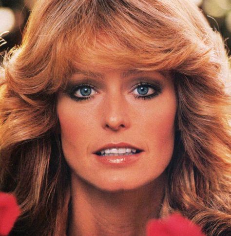 Farrah Fawcett 70s Hair And Makeup, Short Grey Haircuts, Disco Hair, Farrah Fawcet, 70s Makeup, Candice Bergen, Elisabeth Shue, 70s Hair, Gray Hair Cuts