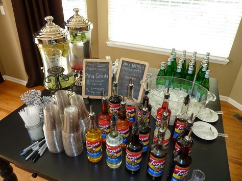 Italian Soda Bar - great idea for a shower, etc... Preakness Party, Italian Baby Showers, Italian Soda Bar, Hawiian Party, Italian Sodas, Food Emoji, Octoberfest Party, Vegetarian Party, Octonauts Party