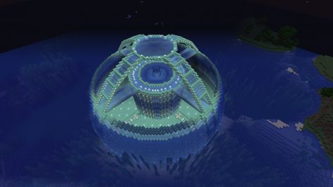 [Survival] Futuristic Underwater Domed City with Guardian Farm Minecraft Project Circular Minecraft Builds, Minecraft Water Base Ideas, Drained Ocean Monument Minecraft, Minecraft Ocean Base Ideas, Minecraft Sea Base, Underwater Minecraft Base, Ocean Base Minecraft, Water Base Minecraft, Minecraft Guardian Farm