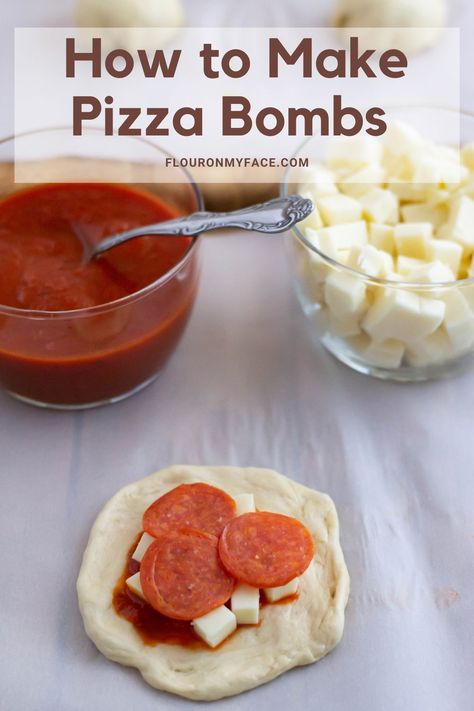 How to make cheesy pepperoni pizza bombs. Quick Football Food, Pizza Type Recipes, Pizza Bomb, Homemade Pepperoni Pizza, Pizza Ball, Biscuit Pizza, Healthy Baked Chicken, Pizza Snacks, Making Homemade Pizza