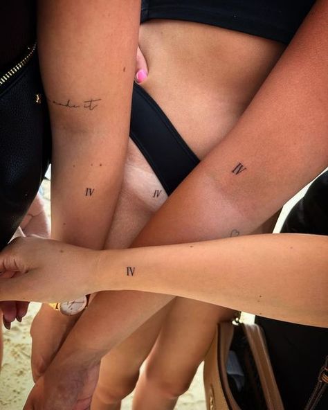 Sibling Roman Numeral Tattoo, Matching Tattoos Writing, 4 Roman Numeral Tattoo, Tattoo Ideas Female Dates, Sibling Tattoos For 4 Siblings, Family Of Four Tattoo, Tiny Sibling Tattoos, Roman Numeral 5 Tattoo, Sister Tattoos For 5