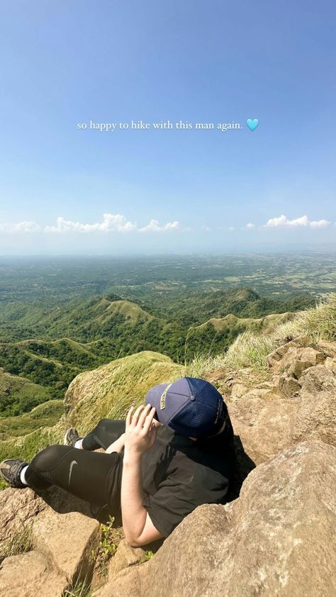 Hiking Story Ideas, Trekking Story Ideas, Trekking Photo Ideas, Caption For Trekking Pictures, Trek Instagram Story Ideas, Mountains Aesthetic Captions, Mountain Aesthetic Captions, Trek Captions For Instagram, Mountain Trip Captions