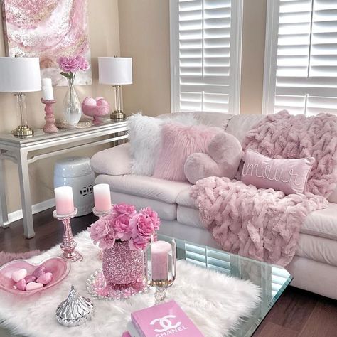 Pink Glam Decor, Pink Glam Living Room, Pink And White Living Room, Pink House Decor, Girly Apartments, Girly Apartment Decor, Apartment Checklist, Living Room Furniture Arrangement, Glam Living Room