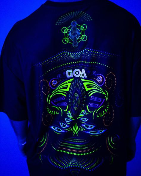 Men Burning Man, Rave Outfit Men, Psytrance Festival, Festival Names, Festival Outfits Men, Burning Man Costume, Psychadelic Art, Oversize Tee, Rave Outfit