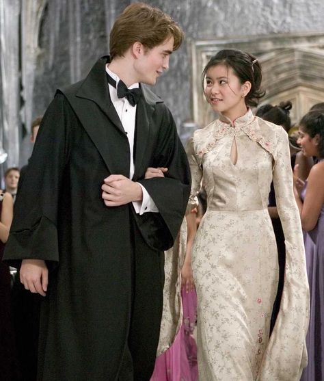 𝐯𝐢𝐜𝐭𝐨𝐢𝐫𝐞 on Twitter: "fourteen years ago cho chang and cedric diggory made harry potter realize he was bisexual… " Harry Yule Ball, Cho Chang Costume, Cho Chang X Cedric, Yule Ball Hogwarts, Cho Chang Yule Ball Dress, Yule Ball Dress Harry Potter, Ravenclaw Yule Ball Dresses Aesthetic, Cho Yule Ball, Harry Potter Movie Outfits